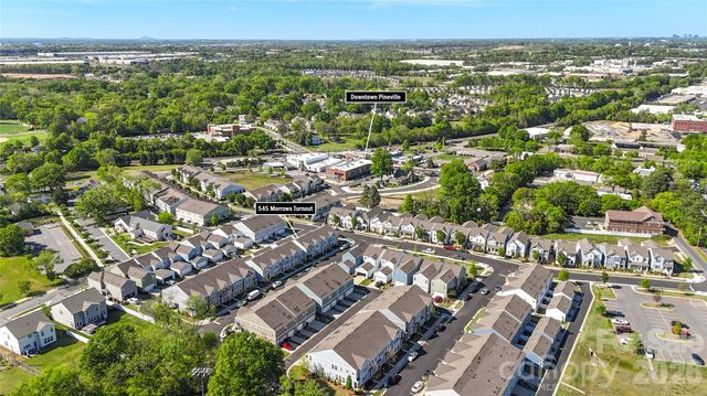 545 Morrows Turnout Way, Pineville, NC 28134