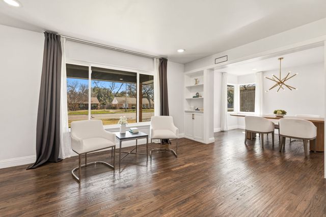 7127 E Mockingbird Lane, Dallas, TX 75214