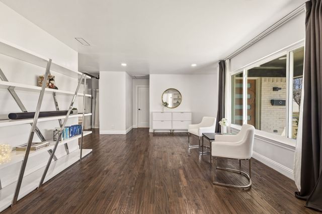 7127 E Mockingbird Lane, Dallas, TX 75214