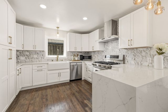 7127 E Mockingbird Lane, Dallas, TX 75214