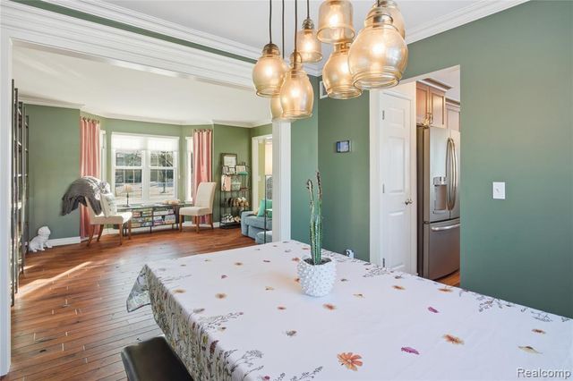 816 Oak Cluster Court, Howell, MI 48855