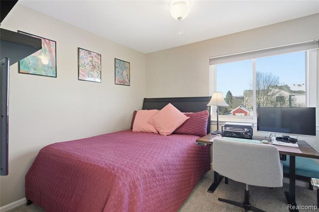 816 Oak Cluster Court, Howell, MI 48855