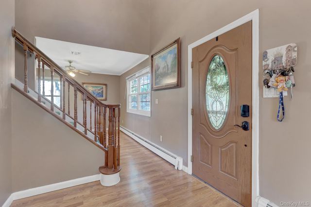 18 Aster Avenue, Holtsville, NY 11742
