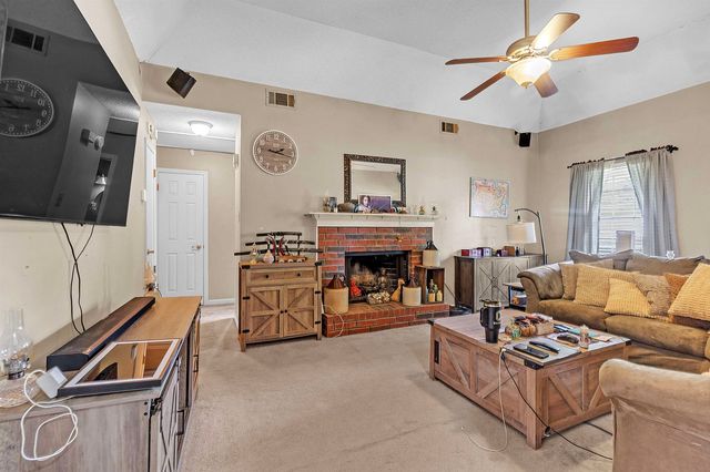 5753 RIVERHEAD AVE, Bartlett, TN 38135