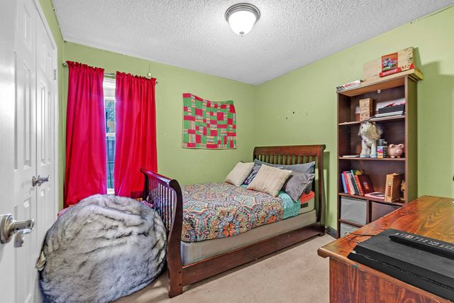 5753 RIVERHEAD AVE, Bartlett, TN 38135
