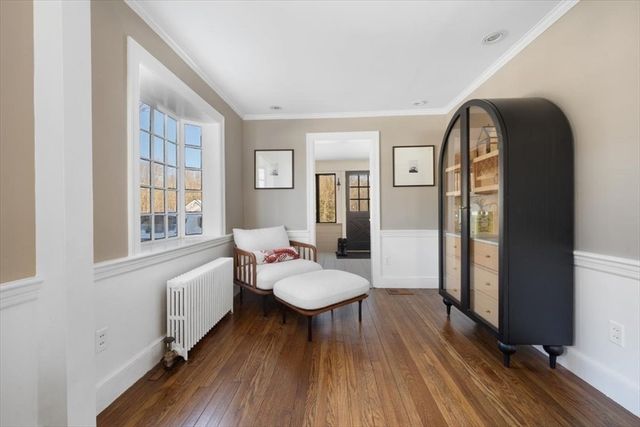 2 Woodbine Ln, Hingham, MA 02043