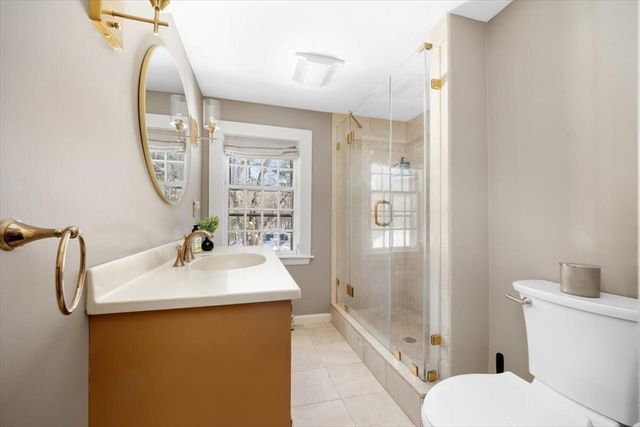 2 Woodbine Ln, Hingham, MA 02043