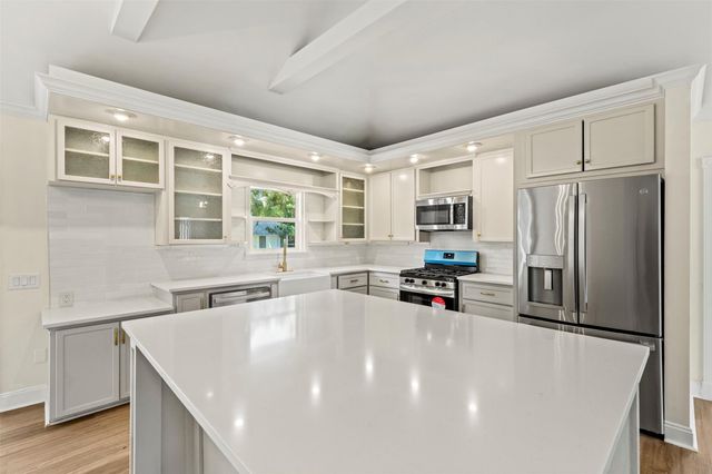 333 SW Manor Dr, Stuart, FL 34994