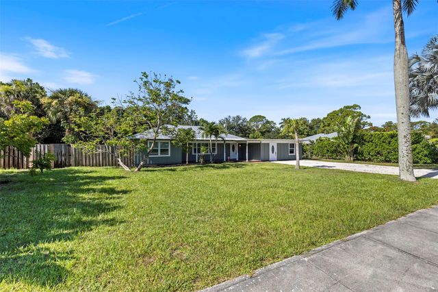 333 SW Manor Dr, Stuart, FL 34994