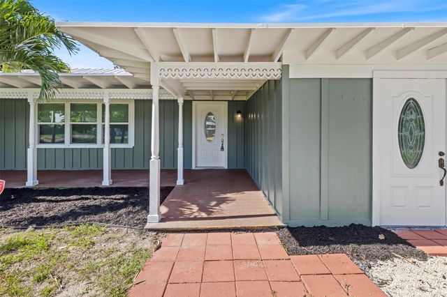 333 SW Manor Dr, Stuart, FL 34994