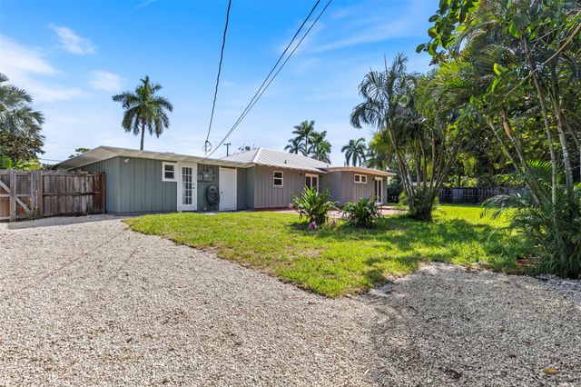 333 SW Manor Dr, Stuart, FL 34994