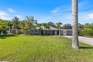 333 SW Manor Dr, Stuart, FL 34994