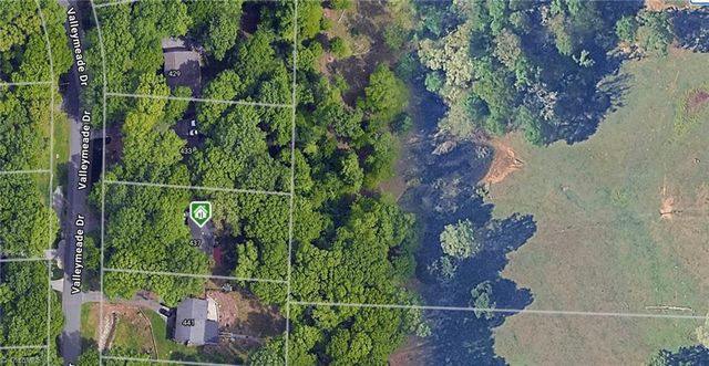 437 Valleymeade Drive, Kernersville, NC 27284