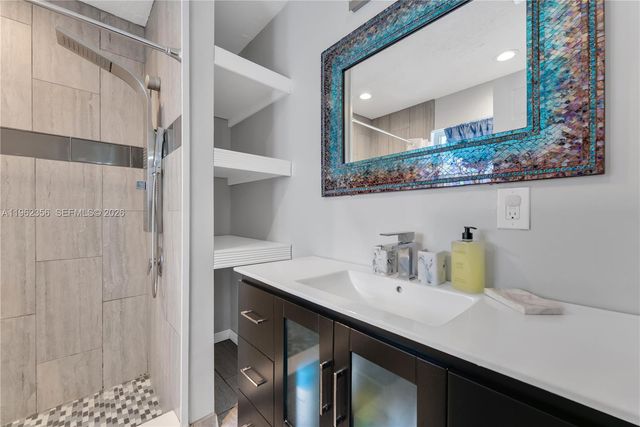 8600 NW 25th Ct, Sunrise, FL 33322