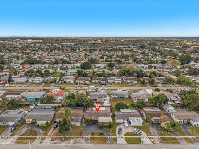 8600 NW 25th Ct, Sunrise, FL 33322