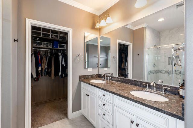 551 Via De La Paz, Palm Desert, CA 92211