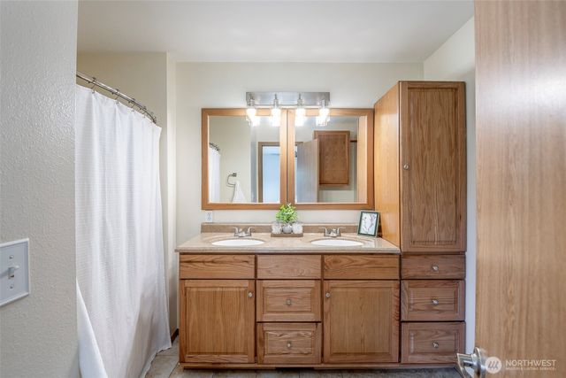 10428 Brighton Street SE, Yelm, WA 98597