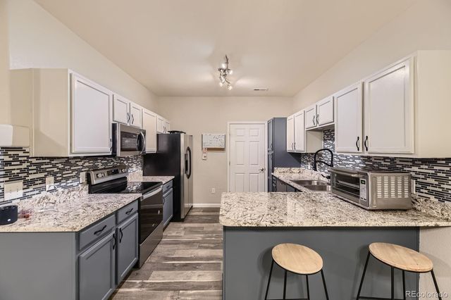 22520 E Ontario Drive 101, Aurora, CO 80016