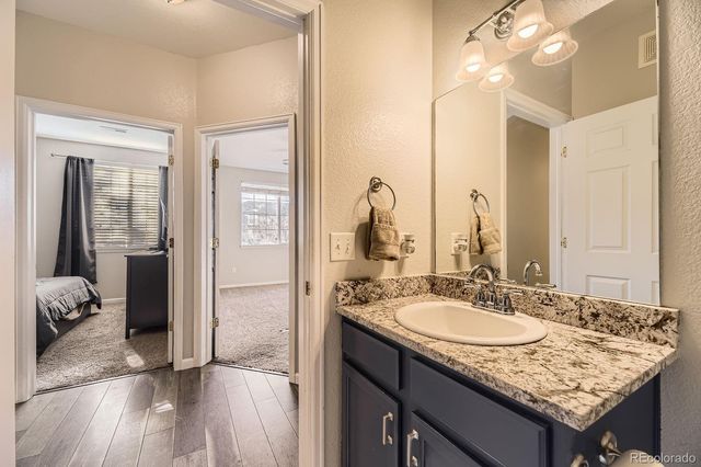 22520 E Ontario Drive 101, Aurora, CO 80016