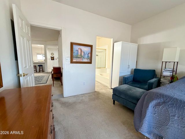 7401 W ARROWHEAD CLUBHOUSE Drive 2026, Glendale, AZ 85308