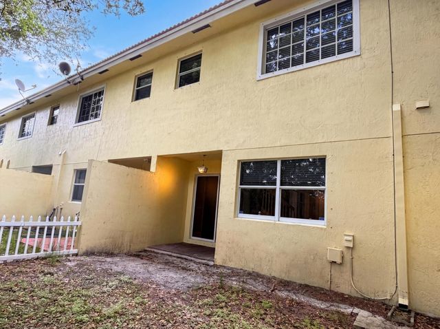 917 Imperial Lake Road, Lake Belvedere Estates, West Palm Beach, FL 33413