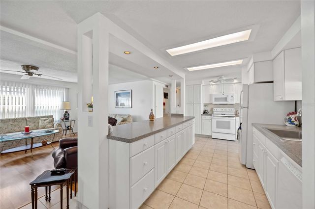 5 N FLORA VISTA STREET, Englewood, FL 34223