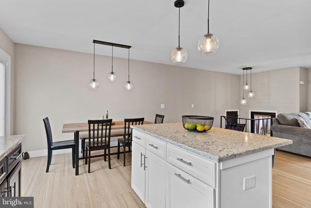 6 MANDY CT, Camp Hill, PA 17011