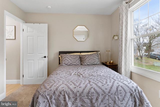 6 MANDY CT, Camp Hill, PA 17011