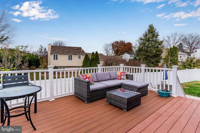 6 MANDY CT, Camp Hill, PA 17011