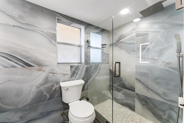 3654 Via Poinciana 504, Lake Worth, FL 33467