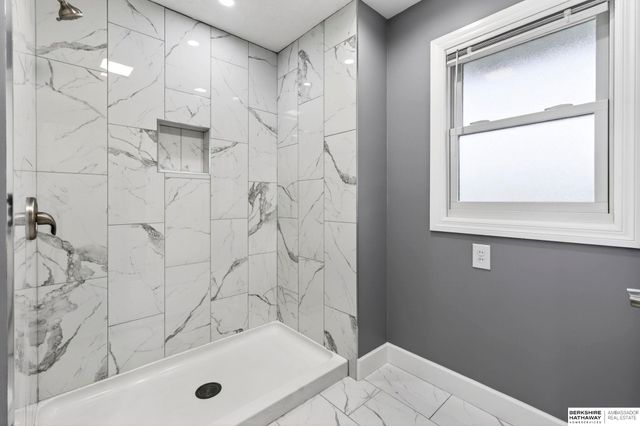 4428 Frederick Street, Omaha, NE 68105