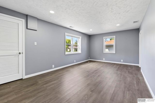 4428 Frederick Street, Omaha, NE 68105