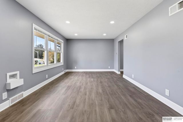 4428 Frederick Street, Omaha, NE 68105