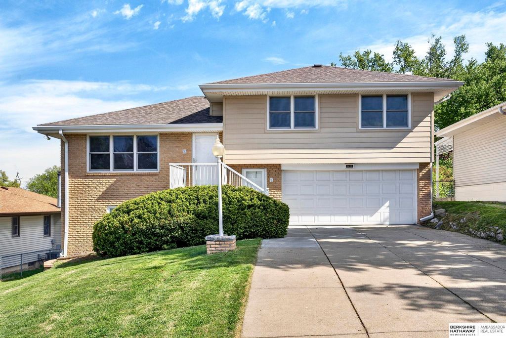 4428 Frederick Street, Omaha, NE 68105