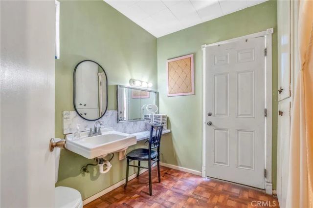 575 E Fernleaf, Pomona, CA 91766