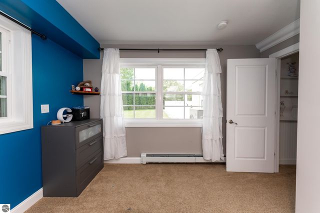 1206 Fairfield Drive, Mt Pleasant, MI 48858