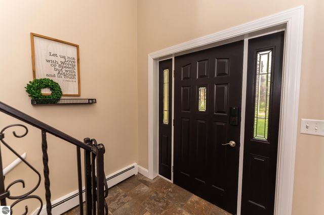 1206 Fairfield Drive, Mt Pleasant, MI 48858
