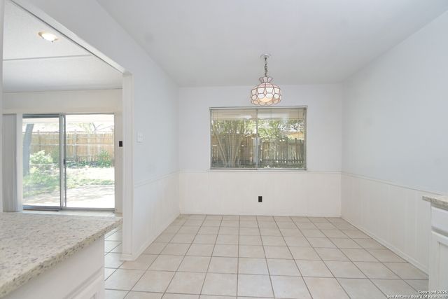 122 silver sands, San Antonio, TX 78216
