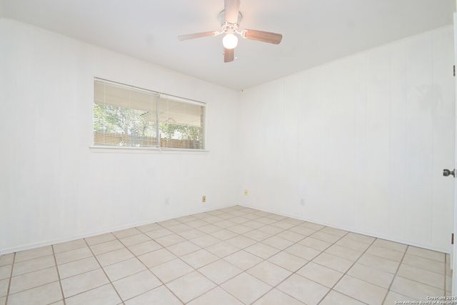 122 silver sands, San Antonio, TX 78216