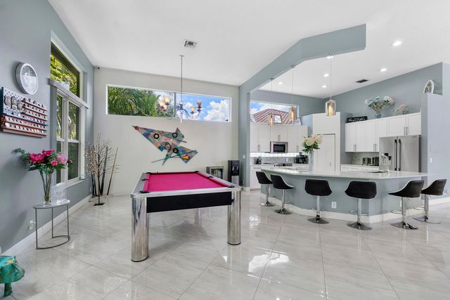 4862 Kensington Circle, Coral Springs, FL 33076