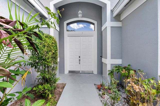 4862 Kensington Circle, Coral Springs, FL 33076