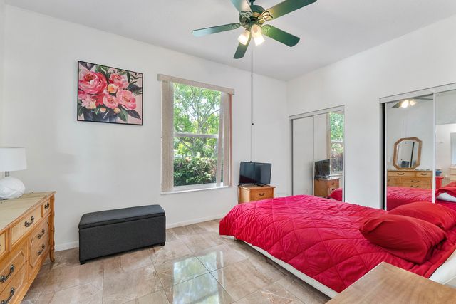 4862 Kensington Circle, Coral Springs, FL 33076