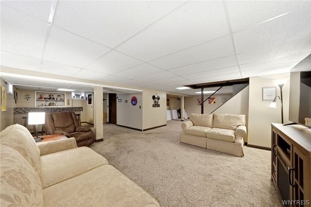 11 Martinique Drive, Cheektowaga, NY 14227