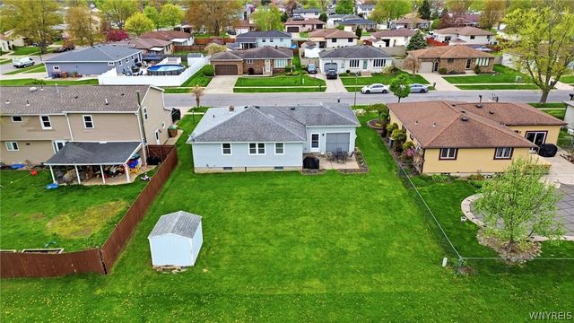 11 Martinique Drive, Cheektowaga, NY 14227