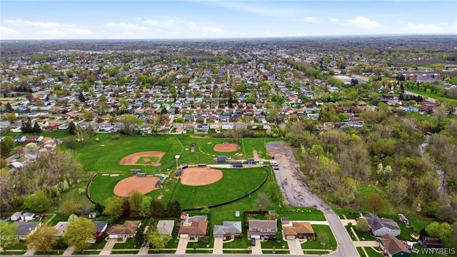 11 Martinique Drive, Cheektowaga, NY 14227