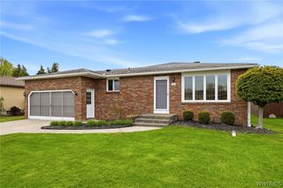 11 Martinique Drive, Cheektowaga, NY 14227