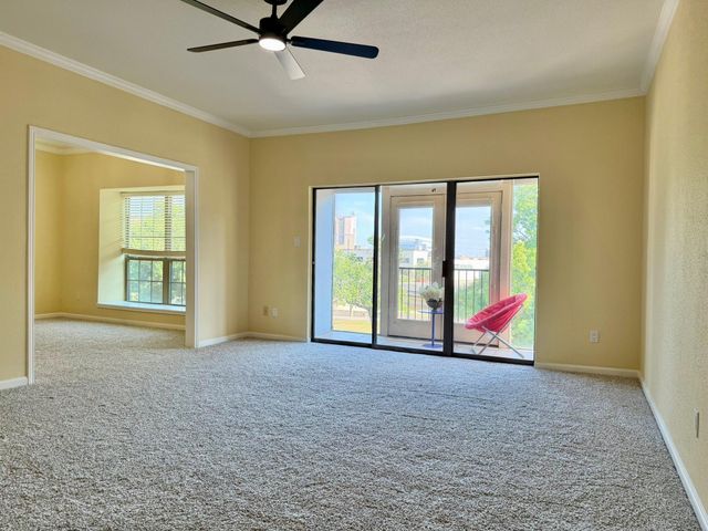 2400 N Braeswood Boulevard 318, Houston, TX 77030