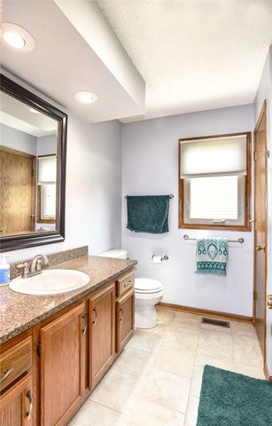205 Southview Drive, Waukee, IA 50263