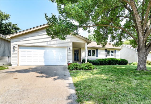 205 Southview Drive, Waukee, IA 50263