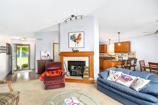 205 Southview Drive, Waukee, IA 50263